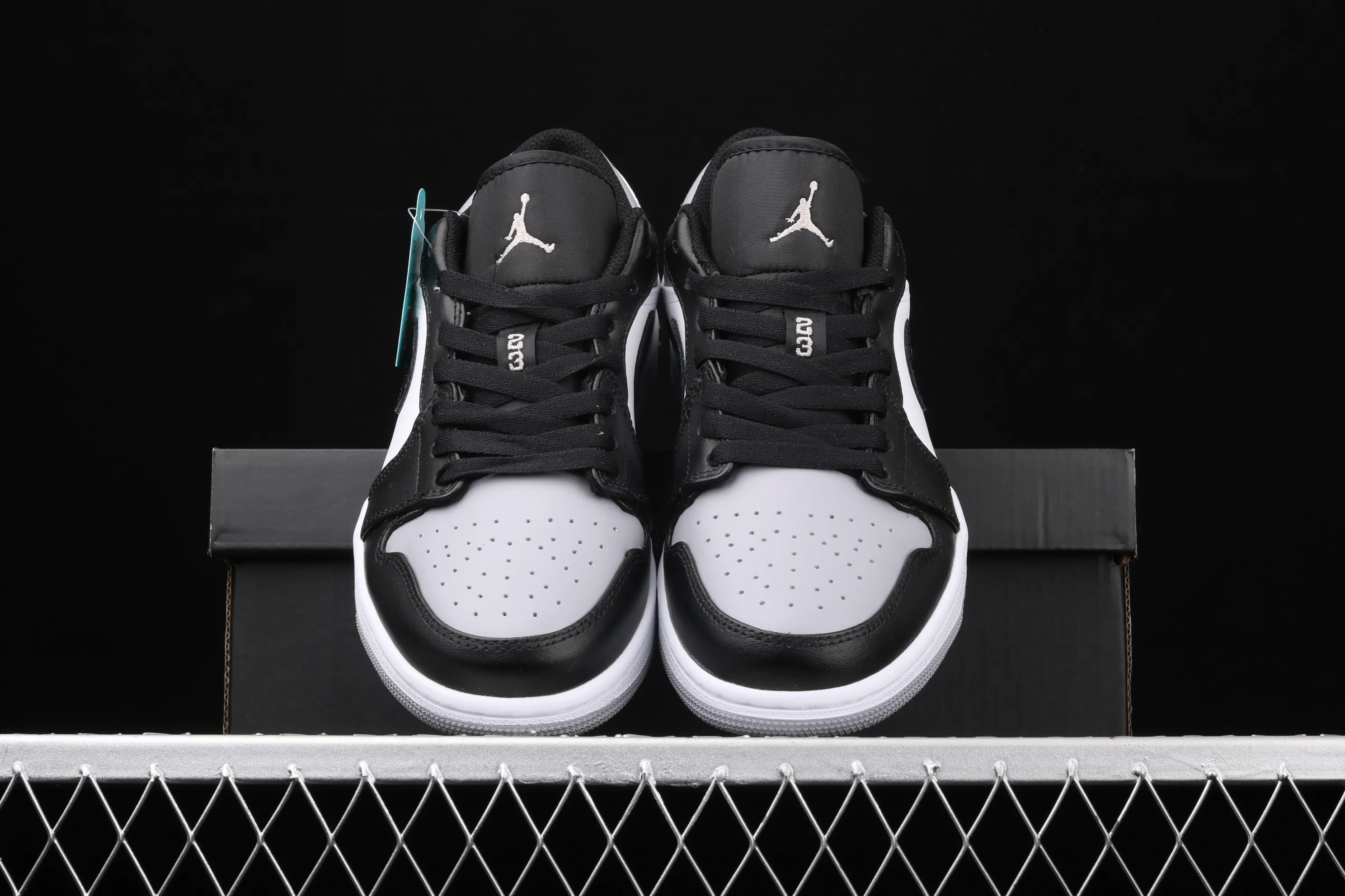 All categories Air Jordan Jordan series basketball shoes Air Jordan 1 Low New version Air Jordan 1 Low AJ1 Joe 1 low top leather cultural and leisure sports sneakers 553558-110